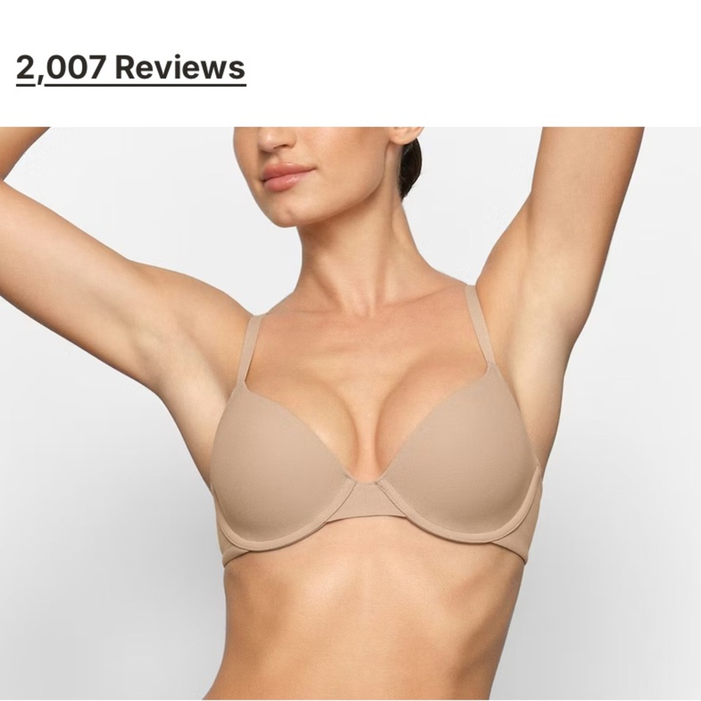SKIMS fits everybody tshirt Bra